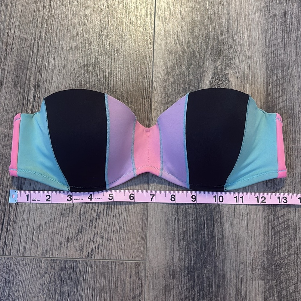 VS Strapless Color Block Bikini - Picture 2 of 8